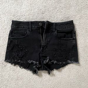 Black Frayed American Eagle Jean Shorts. Size 6.
